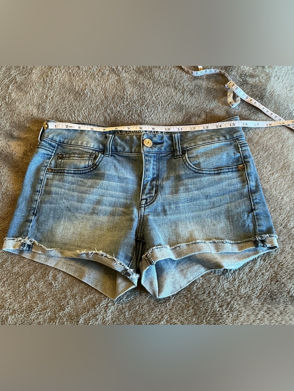 American Eagle Outfitters shortie stretch cuffed cut off shorts size 10 EUC - Picture 7 of 16